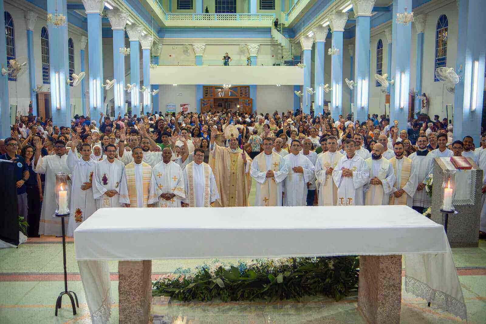 Romaria Diocesana das Famílias abre Semana Nacional da Família em Barra de São Francisco