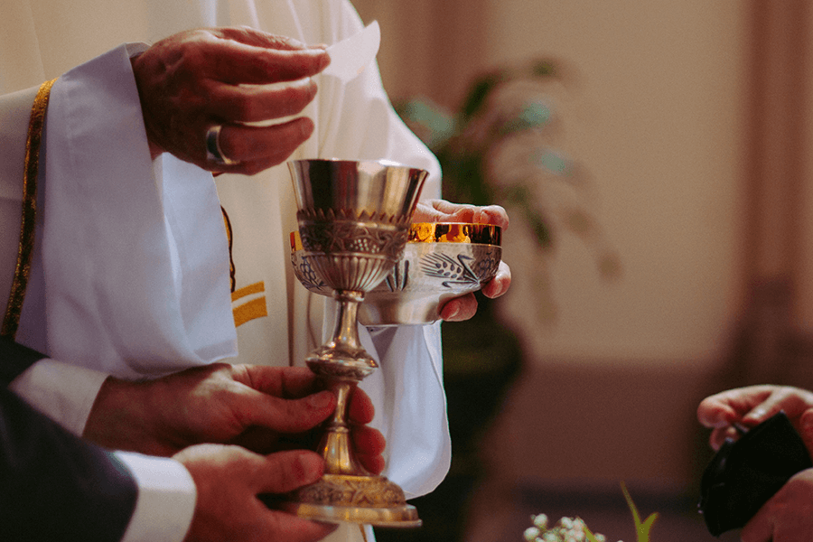 Formação Litúrgica, Ficha 74: Comunhão sob duas espécies